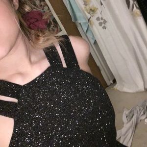 black sparkly formal/homecoming dress